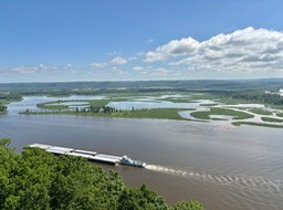10. Barge