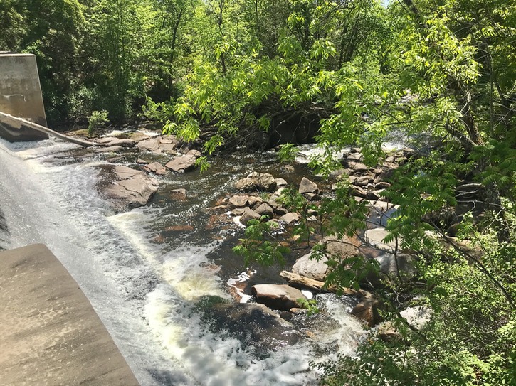 6. Big Falls Dam